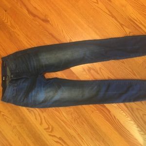 straight leg BDG blue jean (barely worn!) size 25